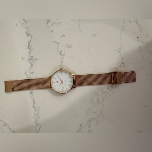 MVMT Avenue Lexington Rose Women’s Watch - Picture 4 of 5